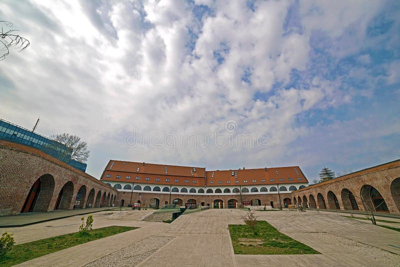 https://mdw-travel-data-us-east-1.s3.amazonaws.com/img/country/Romania/Maria-Theresia-Bastion/img_01.jpg