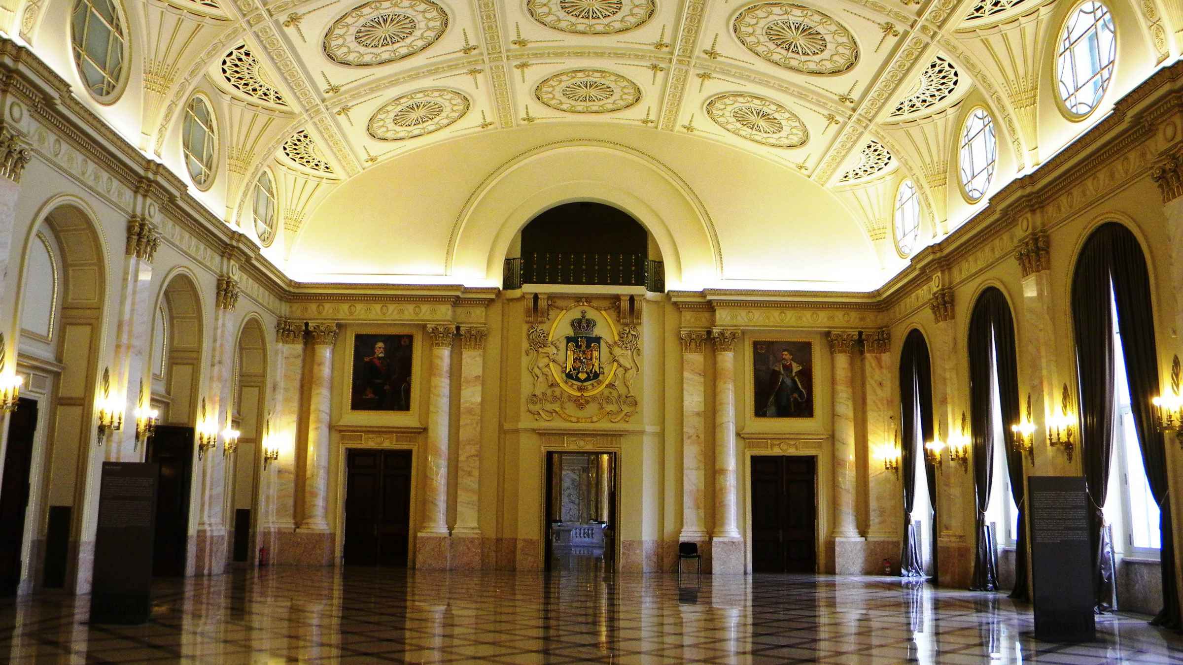https://mdw-travel-data-us-east-1.s3.amazonaws.com/img/country/Romania/National-Museum-of-Contemporary-Art/img_02.jpg