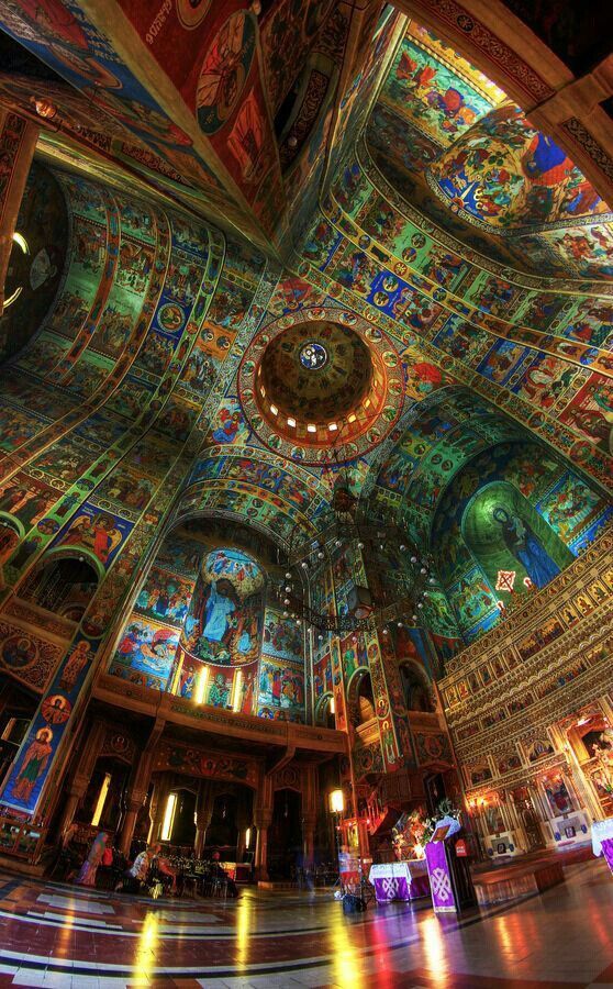 https://mdw-travel-data-us-east-1.s3.amazonaws.com/img/country/Romania/Orthodox-Cathedral/img_00.jpg