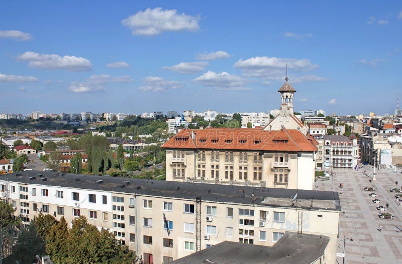 https://mdw-travel-data-us-east-1.s3.amazonaws.com/img/country/Romania/Ovidius-Square/img_00.jpg