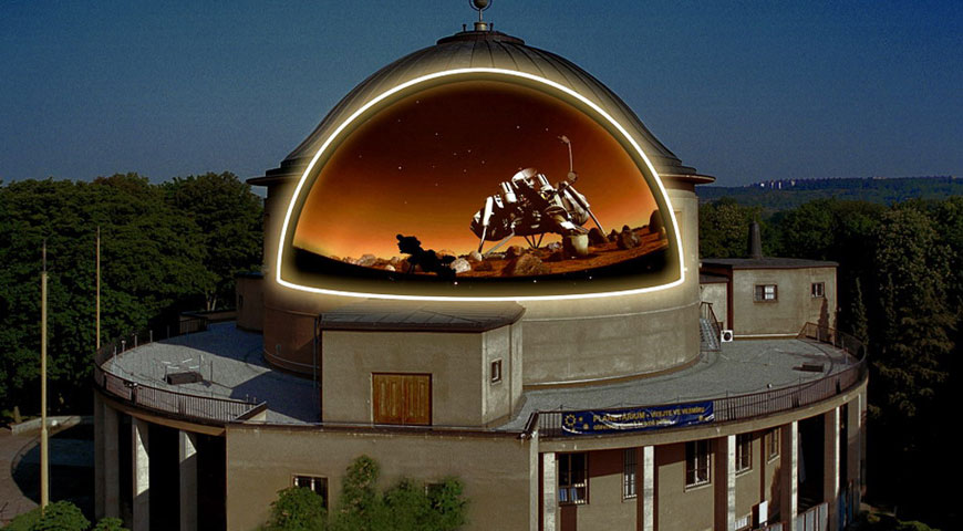 https://mdw-travel-data-us-east-1.s3.amazonaws.com/img/country/Romania/Planetarium-Constanta/img_02.jpg
