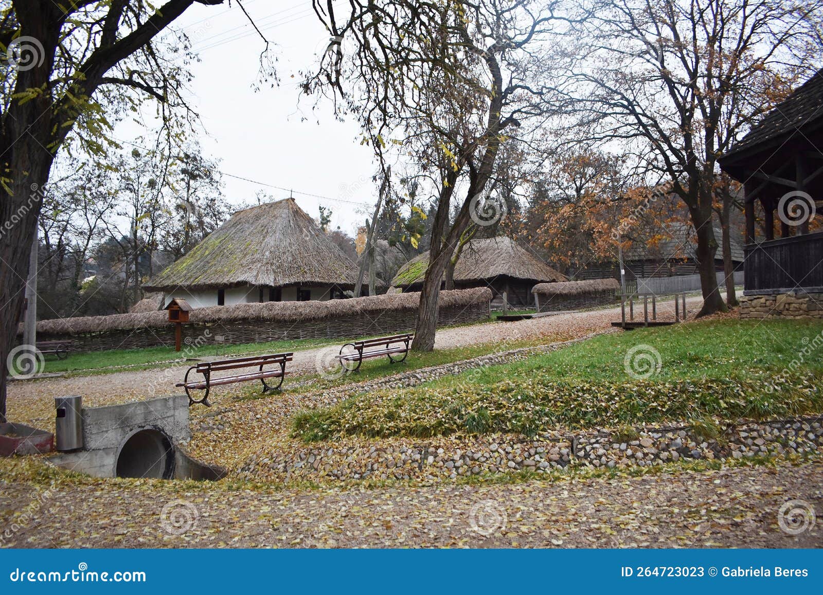 https://mdw-travel-data-us-east-1.s3.amazonaws.com/img/country/Romania/Romulus-Vuia-Ethnographic-Park/img_02.jpg