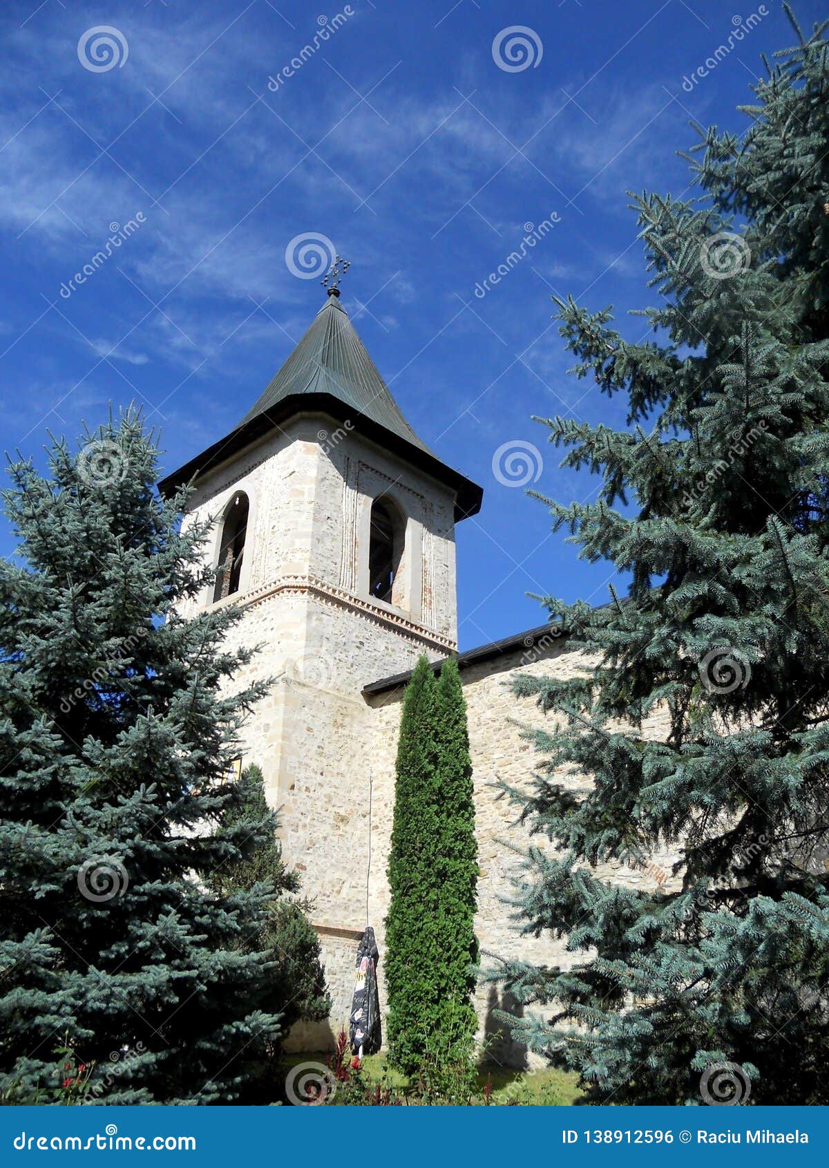https://mdw-travel-data-us-east-1.s3.amazonaws.com/img/country/Romania/Secu-Monastery/img_02.jpg