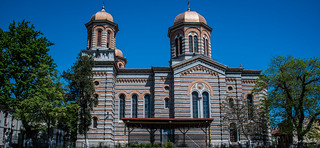 https://mdw-travel-data-us-east-1.s3.amazonaws.com/img/country/Romania/St-Peter-and-Paul-Orthodox-Cathedral/img_00.jpg