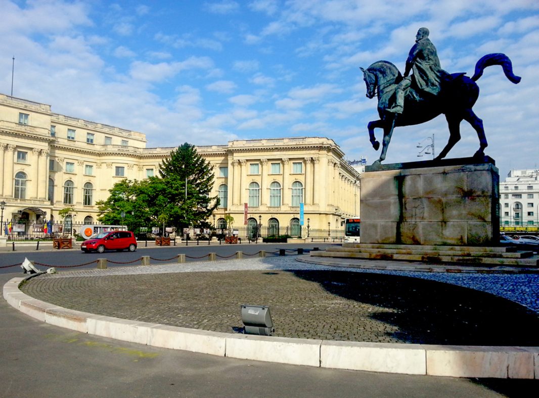 https://mdw-travel-data-us-east-1.s3.amazonaws.com/img/country/Romania/The-Art-Collection-Museum/img_03.jpg
