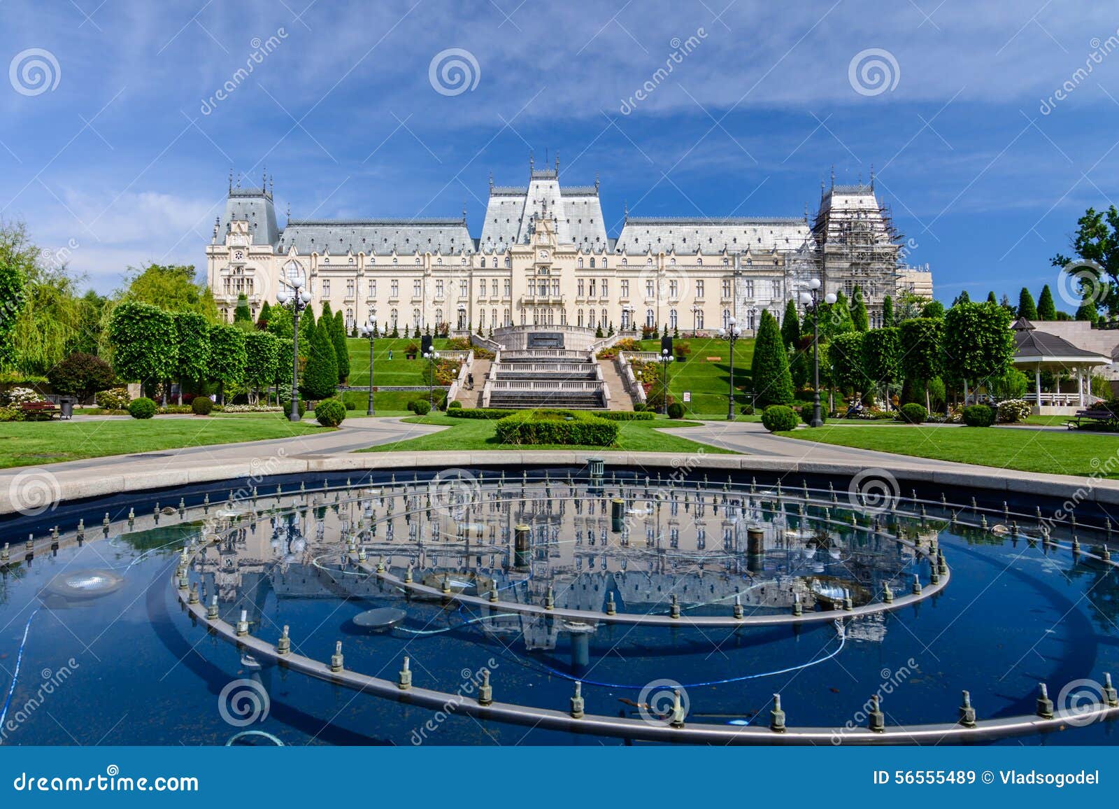 https://mdw-travel-data-us-east-1.s3.amazonaws.com/img/country/Romania/The-Cultural-Palace-Garden/img_03.jpg
