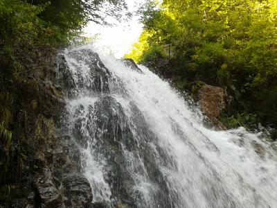 https://mdw-travel-data-us-east-1.s3.amazonaws.com/img/country/Romania/Urlatoarea-Waterfall/img_01.jpg