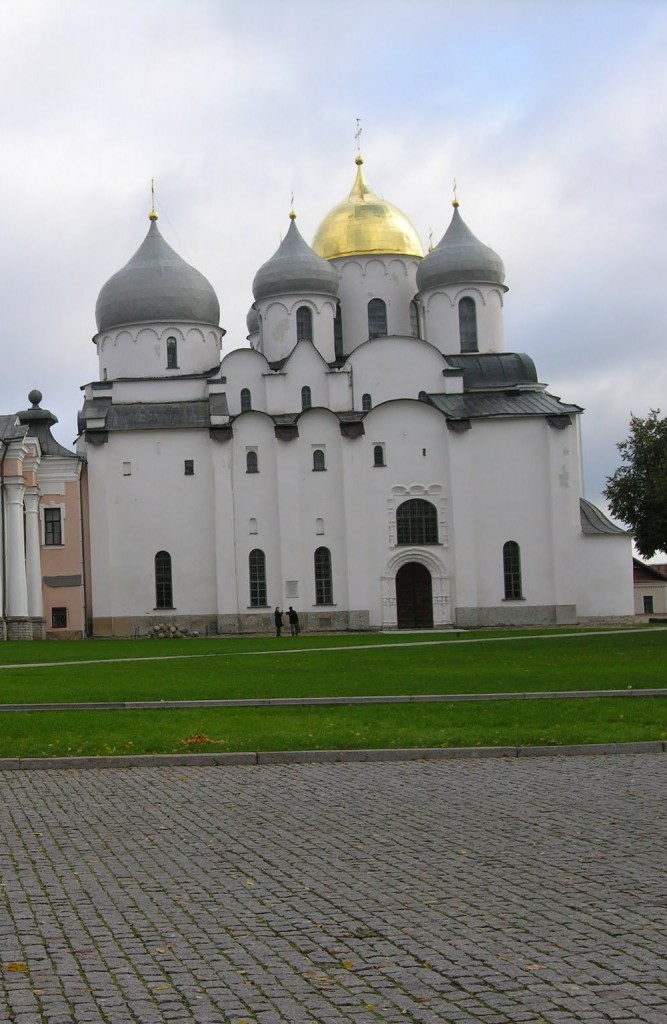 https://mdw-travel-data-us-east-1.s3.amazonaws.com/img/country/Russia/Akademgorodok/img_03.jpg