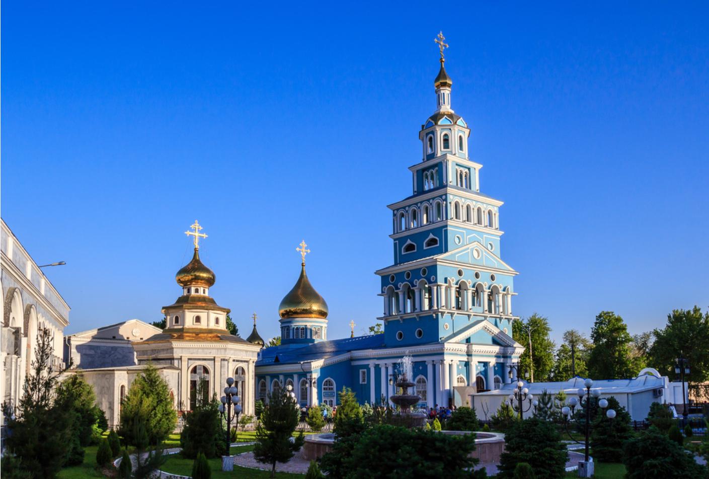 https://mdw-travel-data-us-east-1.s3.amazonaws.com/img/country/Russia/Alexander-Nevsky-Cathedral/img_02.jpg