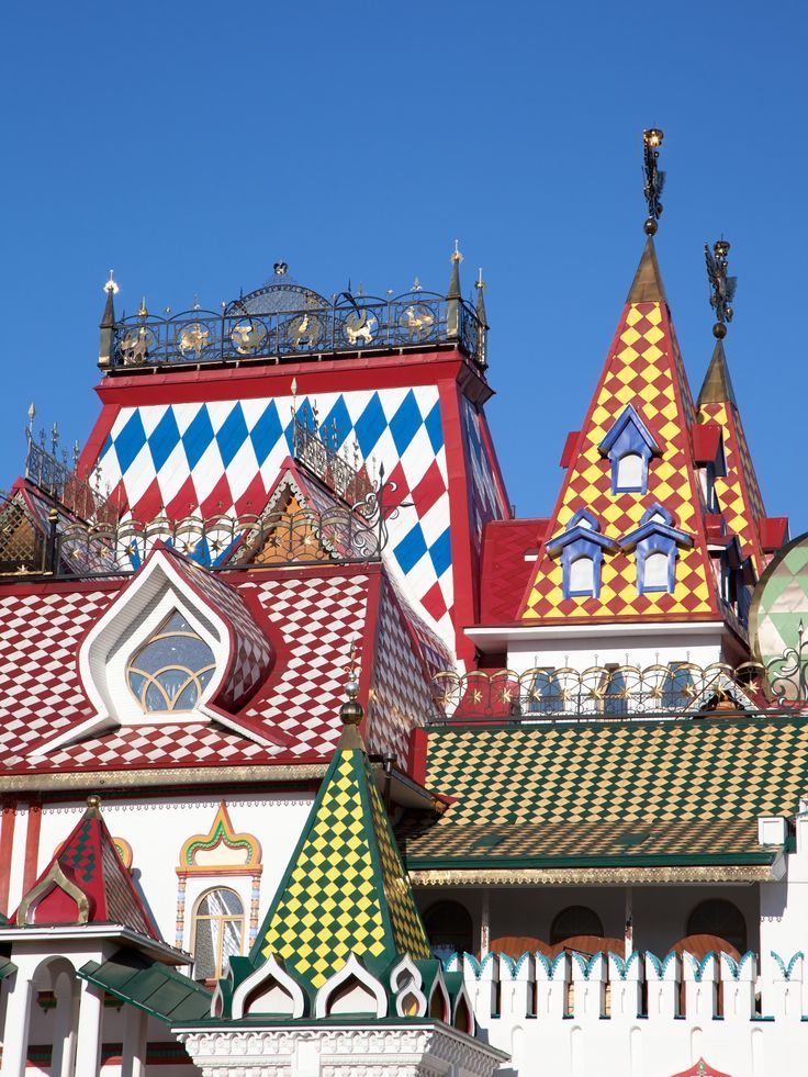 https://mdw-travel-data-us-east-1.s3.amazonaws.com/img/country/Russia/Avenue-Park/img_01.jpg