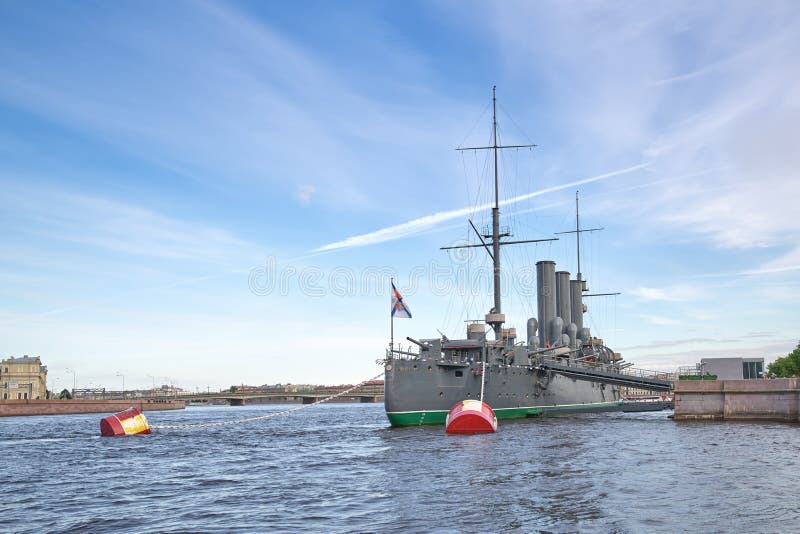 https://mdw-travel-data-us-east-1.s3.amazonaws.com/img/country/Russia/Avrora-Cruiser/img_02.jpg