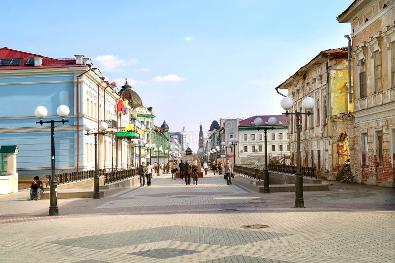 https://mdw-travel-data-us-east-1.s3.amazonaws.com/img/country/Russia/Baumana-Street/img_02.jpg