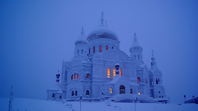 https://mdw-travel-data-us-east-1.s3.amazonaws.com/img/country/Russia/Belogorsky-Monastery/img_03.jpg