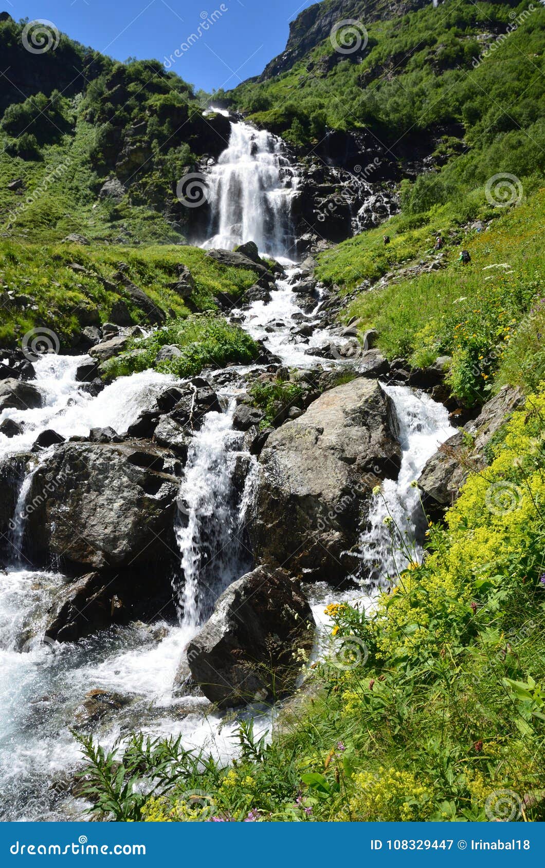 https://mdw-travel-data-us-east-1.s3.amazonaws.com/img/country/Russia/Caucasian-State-Natural-Biosphere-Reserve/img_03.jpg