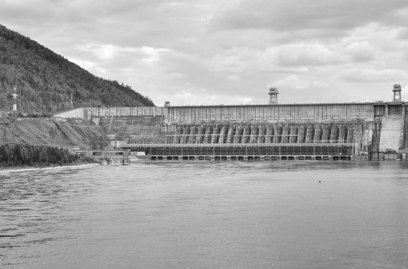 https://mdw-travel-data-us-east-1.s3.amazonaws.com/img/country/Russia/Divnogorsk-Hydroelectric-Station/img_01.jpg