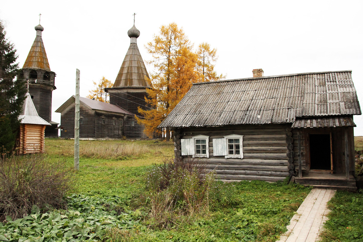 https://mdw-travel-data-us-east-1.s3.amazonaws.com/img/country/Russia/Evnukh-Village/img_01.jpg
