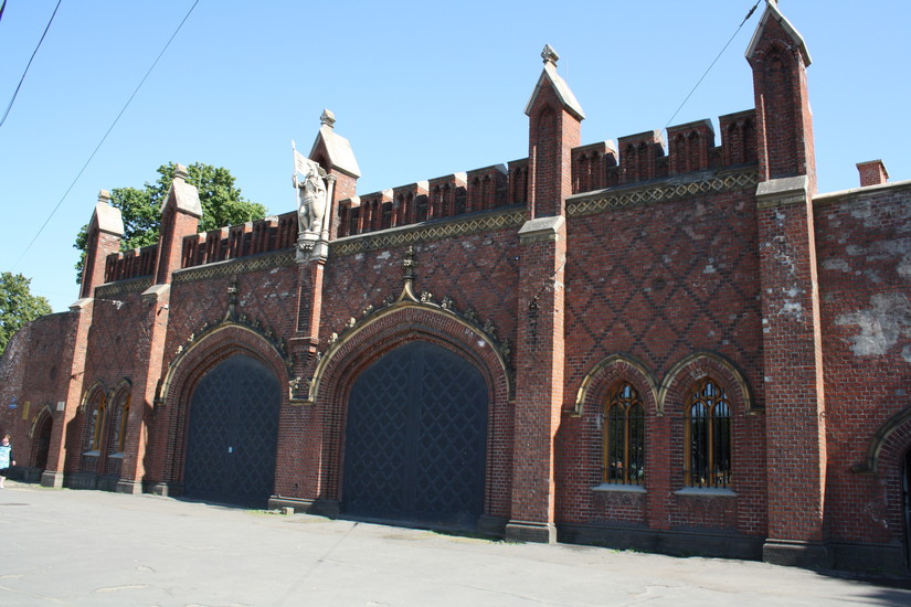 https://mdw-travel-data-us-east-1.s3.amazonaws.com/img/country/Russia/Friedland-Gate-Museum/img_03.jpg