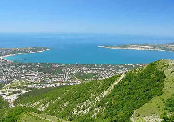 https://mdw-travel-data-us-east-1.s3.amazonaws.com/img/country/Russia/Gelendzhik-Dolphinarium/img_00.jpg