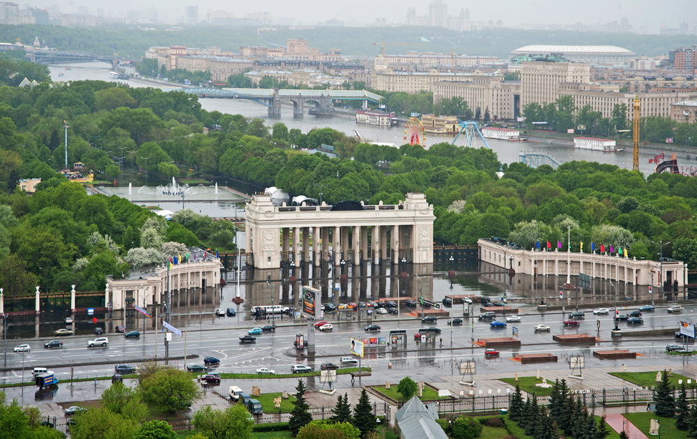 https://mdw-travel-data-us-east-1.s3.amazonaws.com/img/country/Russia/Gorky-Park/img_02.jpg