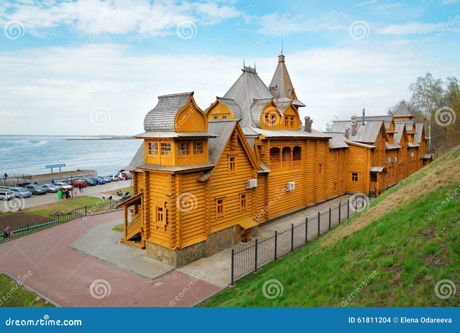 https://mdw-travel-data-us-east-1.s3.amazonaws.com/img/country/Russia/Gorodets-City/img_03.jpg
