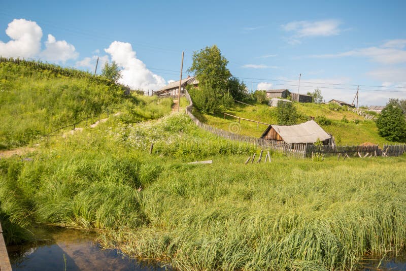 https://mdw-travel-data-us-east-1.s3.amazonaws.com/img/country/Russia/Isady-village/img_02.jpg