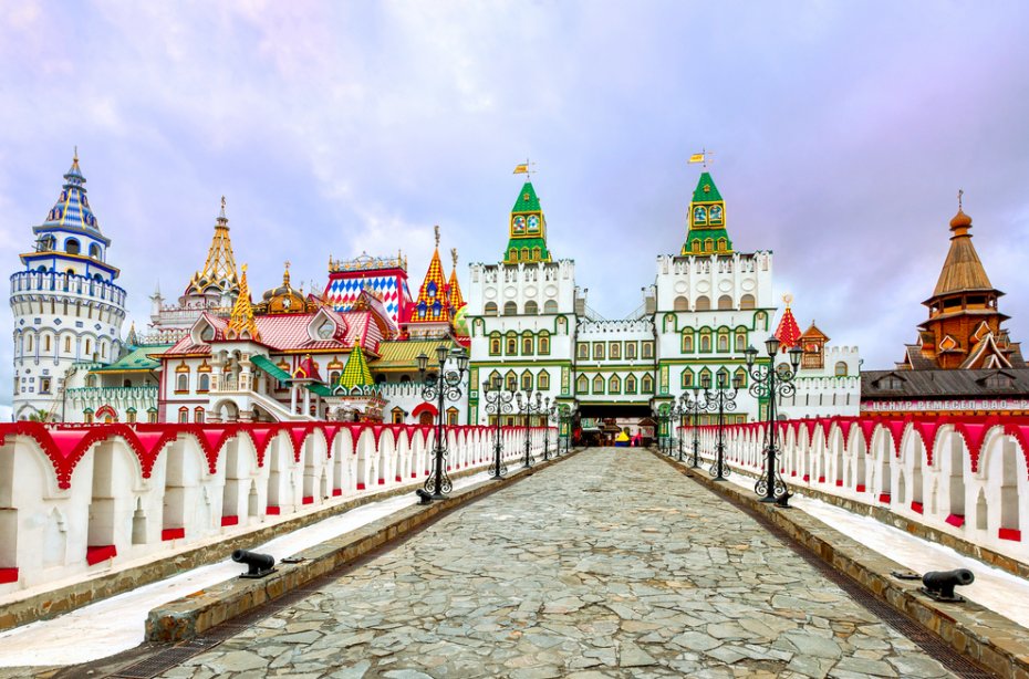 https://mdw-travel-data-us-east-1.s3.amazonaws.com/img/country/Russia/Izmailovsky-Market/img_01.jpg