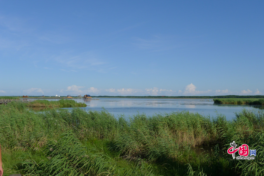 https://mdw-travel-data-us-east-1.s3.amazonaws.com/img/country/Russia/Khanka-Lake-Nature-Reserve/img_01.jpg