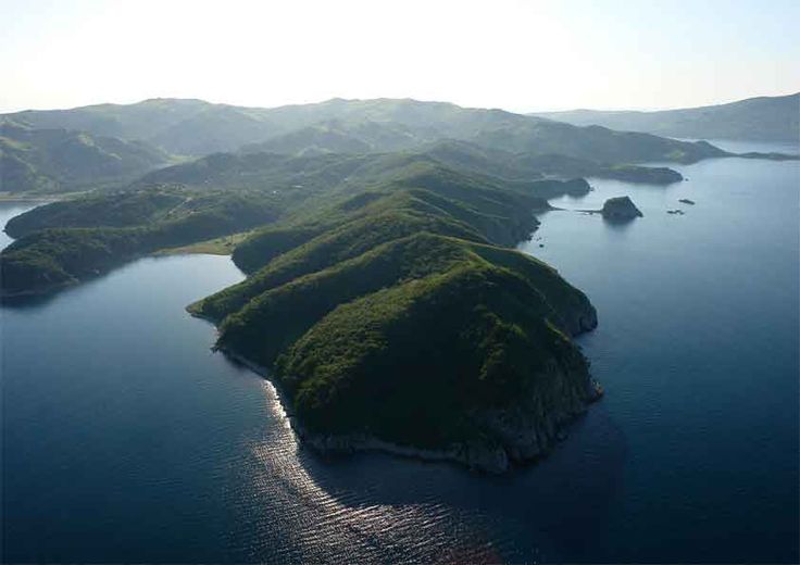https://mdw-travel-data-us-east-1.s3.amazonaws.com/img/country/Russia/Khasan-Lake/img_03.jpg