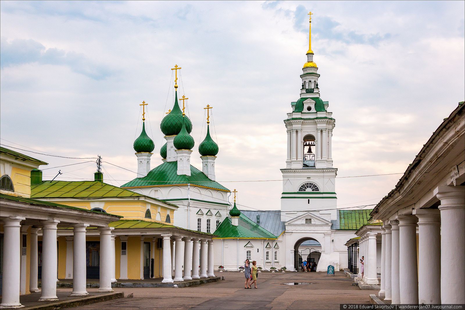 https://mdw-travel-data-us-east-1.s3.amazonaws.com/img/country/Russia/Kostroma-State-Historical-Architectural-and-Art-Museum-Reserve/img_01.jpg