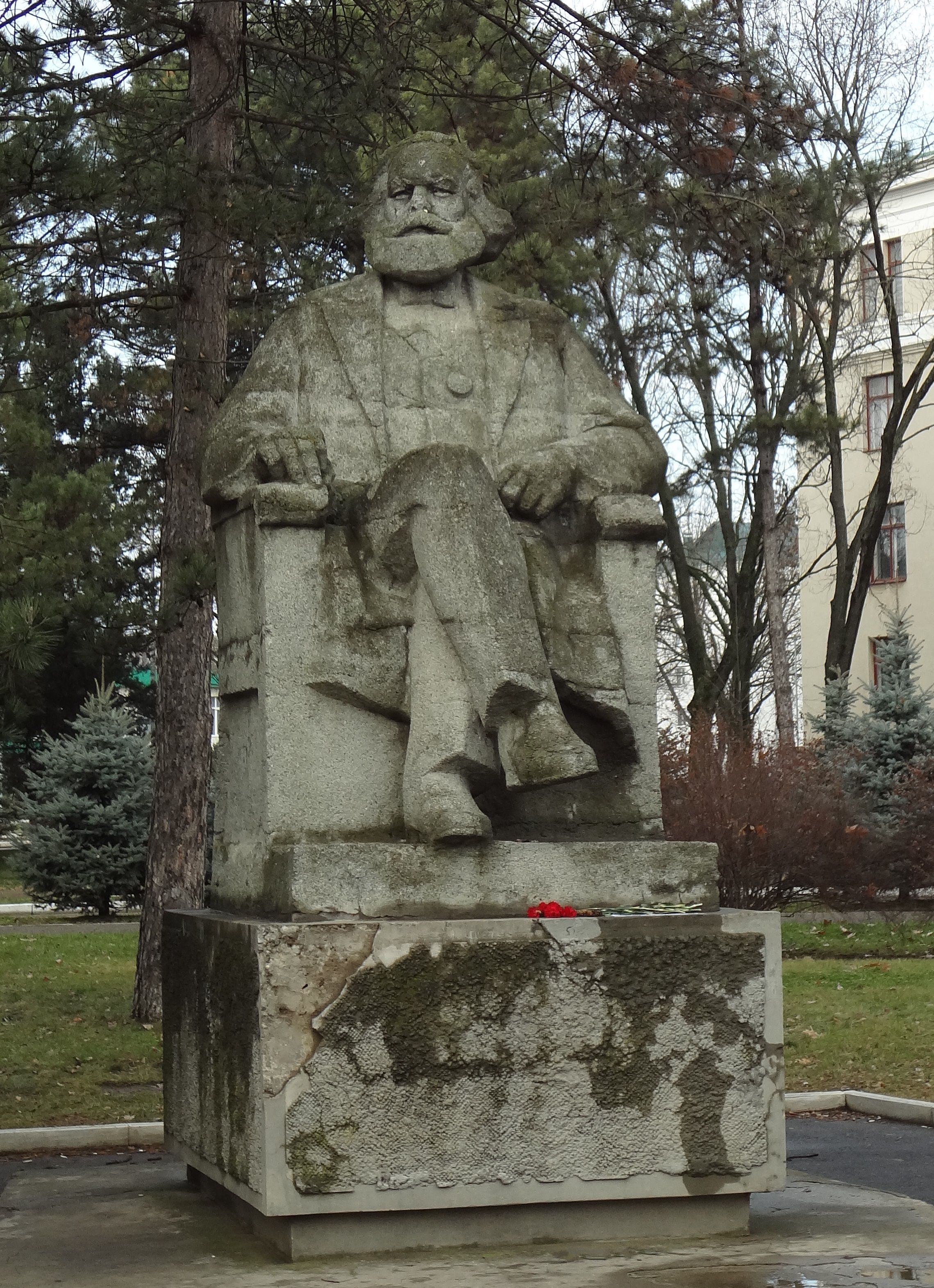 https://mdw-travel-data-us-east-1.s3.amazonaws.com/img/country/Russia/Krasnodar-State-Agrarian-University-Botanical-Garden/img_03.jpg
