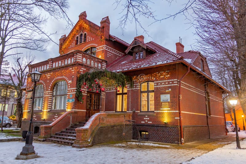 https://mdw-travel-data-us-east-1.s3.amazonaws.com/img/country/Russia/Krasnovishersk-Local-Lore-Museum/img_03.jpg