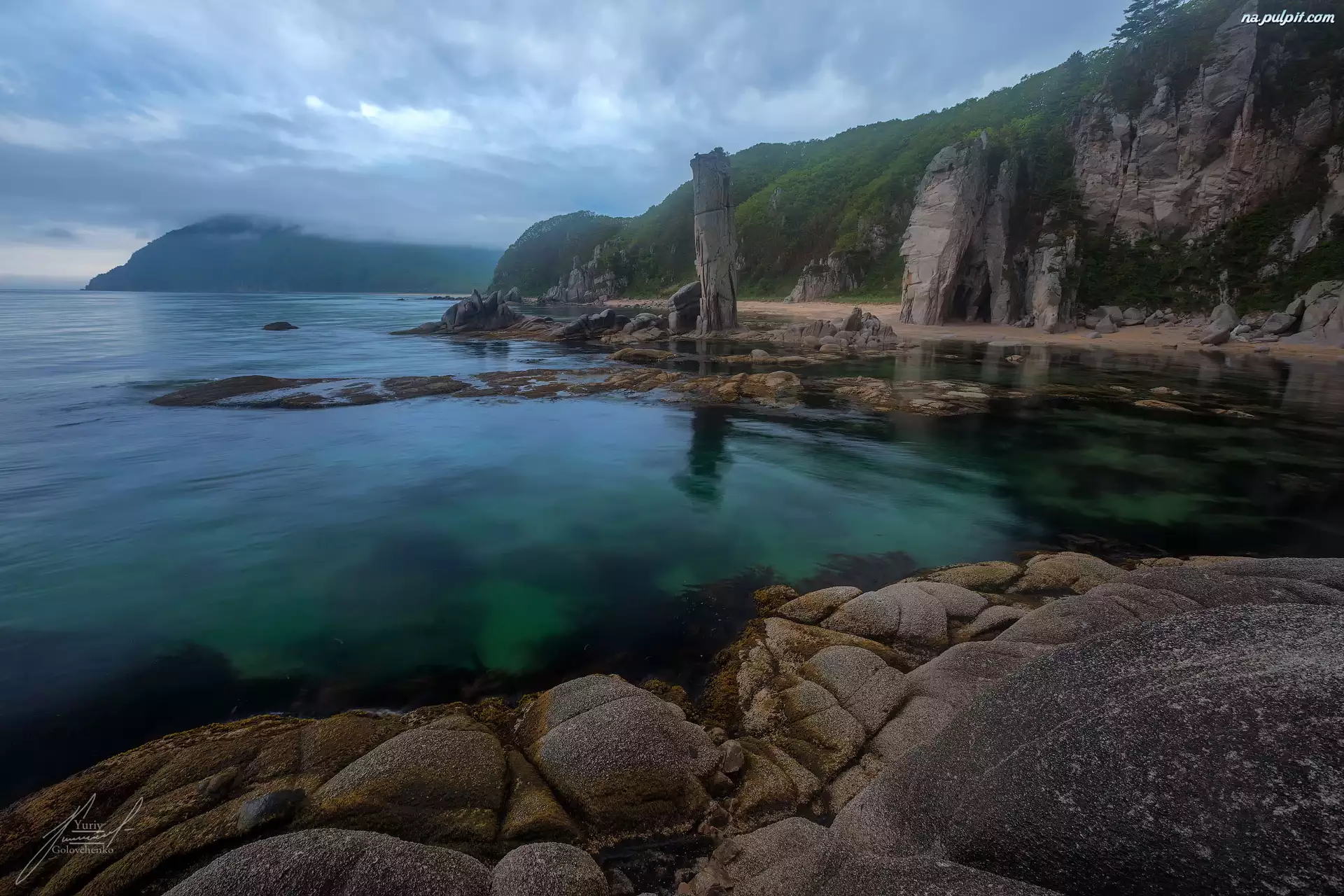 https://mdw-travel-data-us-east-1.s3.amazonaws.com/img/country/Russia/Lazovsky-Nature-Reserve/img_02.jpg
