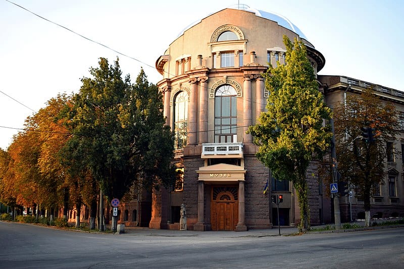 https://mdw-travel-data-us-east-1.s3.amazonaws.com/img/country/Russia/Lysva-Local-Lore-Museum/img_03.jpg