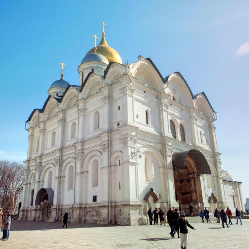 https://mdw-travel-data-us-east-1.s3.amazonaws.com/img/country/Russia/Museum-Reserve-Archangel-Cathedral/img_00.jpg
