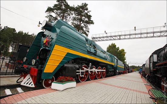 https://mdw-travel-data-us-east-1.s3.amazonaws.com/img/country/Russia/Museum-of-Railway-Equipment/img_01.jpg