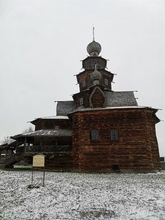 https://mdw-travel-data-us-east-1.s3.amazonaws.com/img/country/Russia/Museum-of-Wooden-Architecture-and-Peasant-Life/img_02.jpg