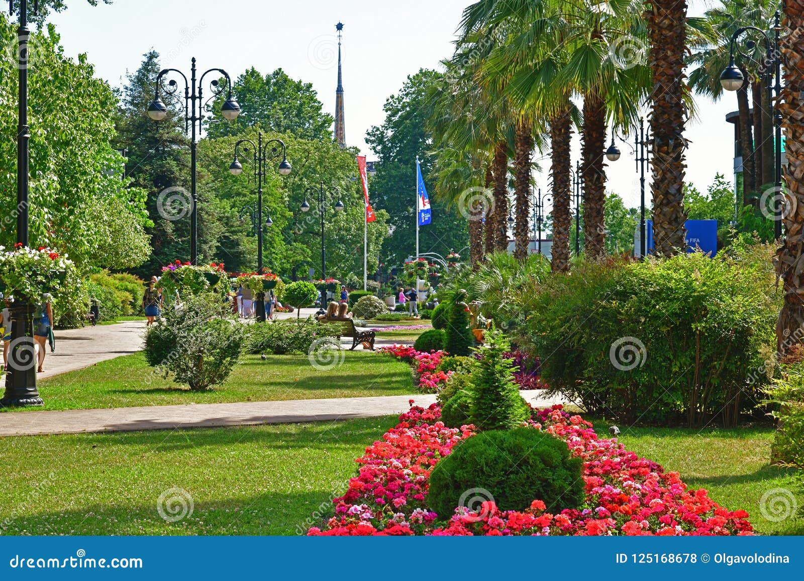 https://mdw-travel-data-us-east-1.s3.amazonaws.com/img/country/Russia/Navaginskaya-street/img_00.jpg