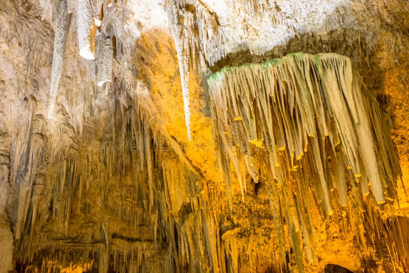 https://mdw-travel-data-us-east-1.s3.amazonaws.com/img/country/Russia/Neptune-Cave/img_04.jpg