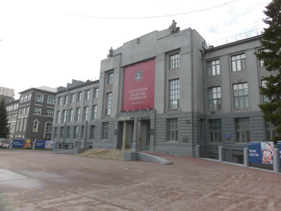 https://mdw-travel-data-us-east-1.s3.amazonaws.com/img/country/Russia/Novosibirsk-State-Art-Museum/img_01.jpg