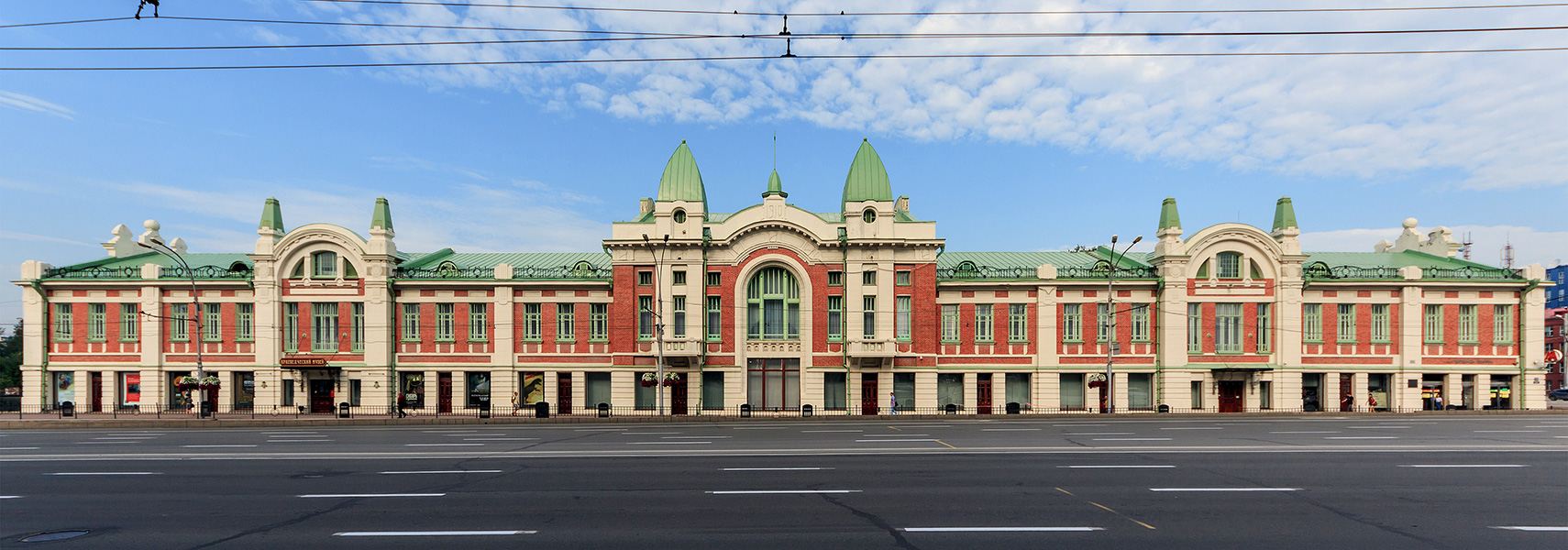https://mdw-travel-data-us-east-1.s3.amazonaws.com/img/country/Russia/Novosibirsk-State-Museum-of-Local-History-and-Nature/img_00.jpg