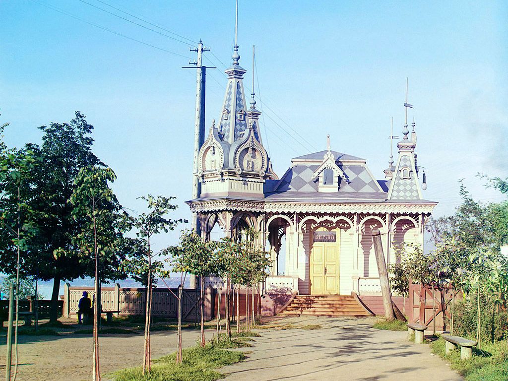 https://mdw-travel-data-us-east-1.s3.amazonaws.com/img/country/Russia/Perm-Local-History-Museum/img_02.jpg