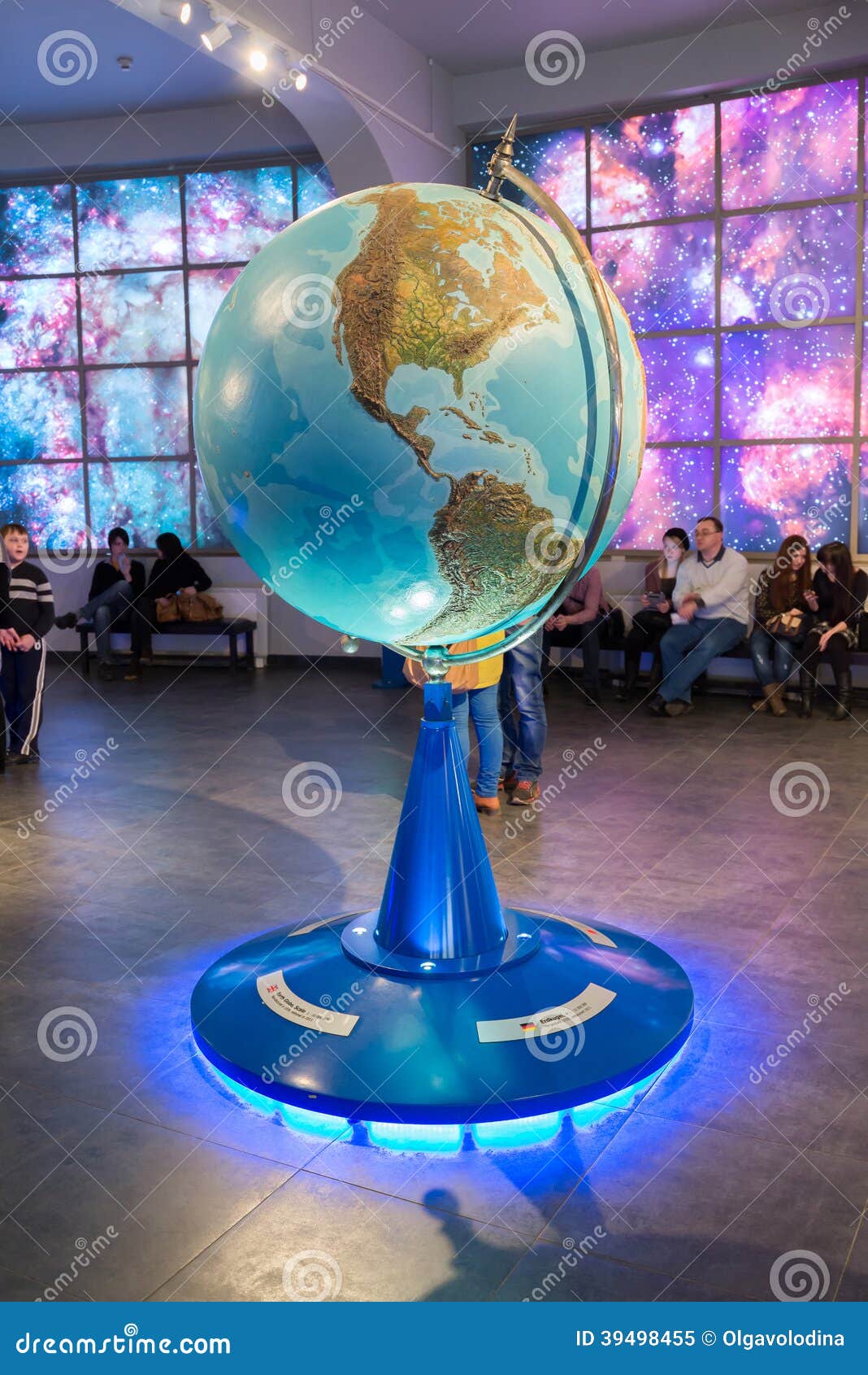 https://mdw-travel-data-us-east-1.s3.amazonaws.com/img/country/Russia/Planetarium/img_01.jpg