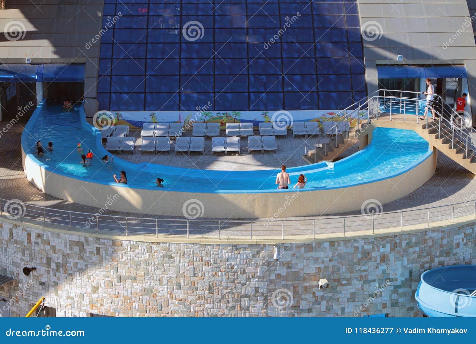 https://mdw-travel-data-us-east-1.s3.amazonaws.com/img/country/Russia/Riviera-Aquapark/img_02.jpg