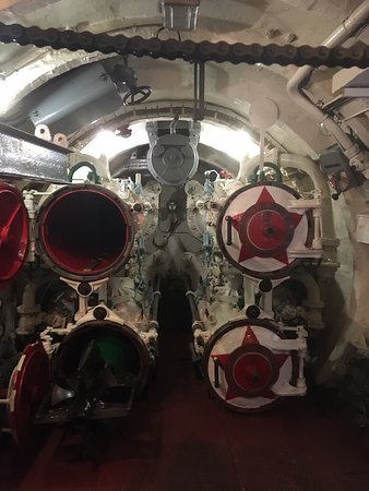 https://mdw-travel-data-us-east-1.s3.amazonaws.com/img/country/Russia/S-56-Submarine-Museum/img_03.jpg