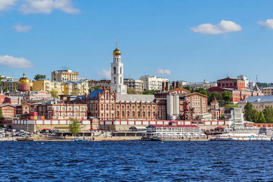 https://mdw-travel-data-us-east-1.s3.amazonaws.com/img/country/Russia/Samara-Square/img_00.jpg