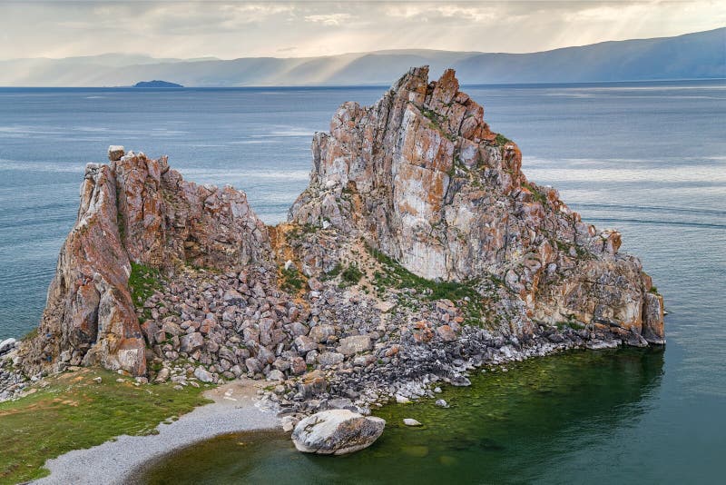 https://mdw-travel-data-us-east-1.s3.amazonaws.com/img/country/Russia/Shaman-Rock/img_02.jpg