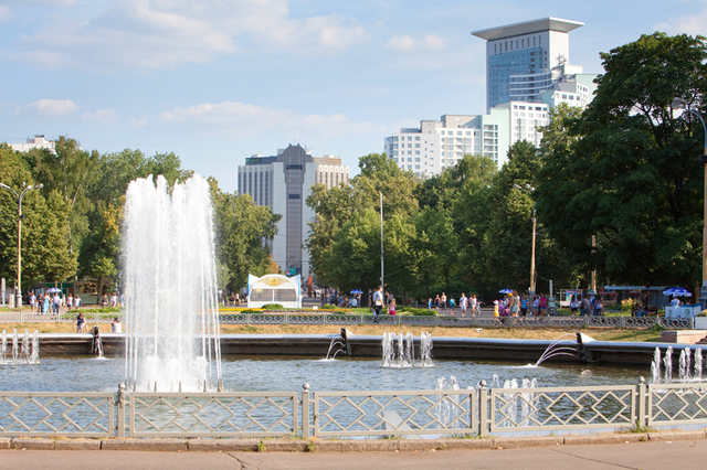 https://mdw-travel-data-us-east-1.s3.amazonaws.com/img/country/Russia/Sokolniki-Park/img_03.jpg