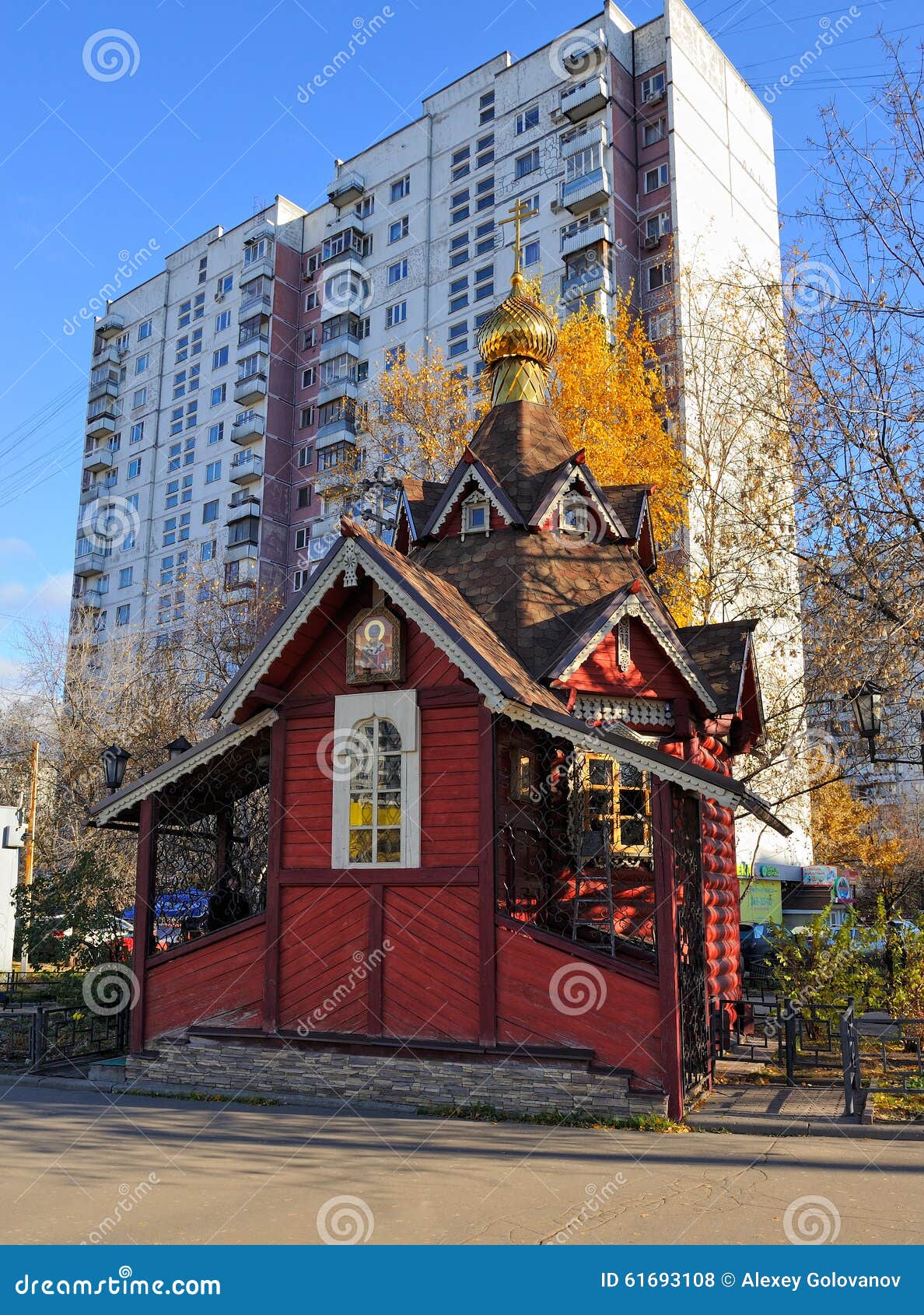 https://mdw-travel-data-us-east-1.s3.amazonaws.com/img/country/Russia/St-Nicholas-Chapel/img_02.jpg