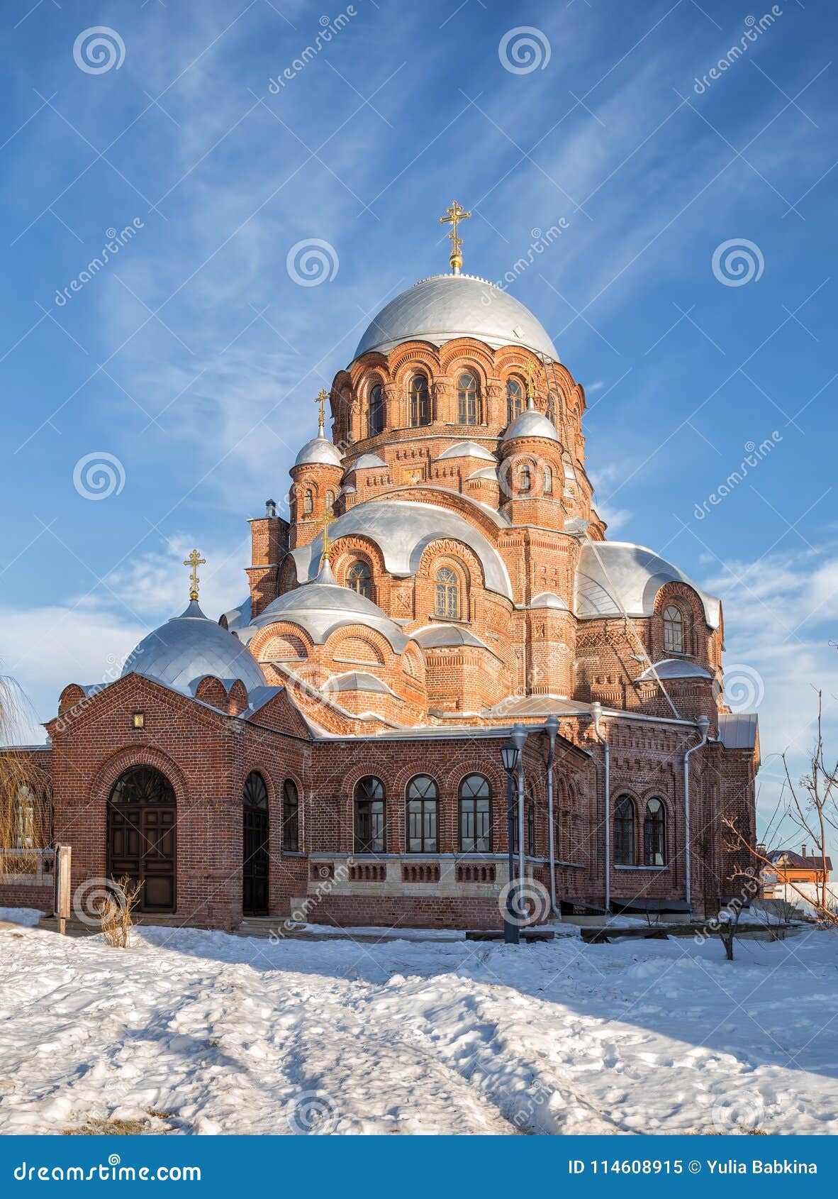 https://mdw-travel-data-us-east-1.s3.amazonaws.com/img/country/Russia/Sviyazhsk-St-John-the-Baptist-Monastery/img_01.jpg