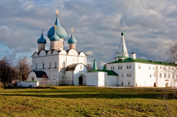 https://mdw-travel-data-us-east-1.s3.amazonaws.com/img/country/Russia/The-Suzdal-Kremlin-Museum-Complex/img_00.jpg